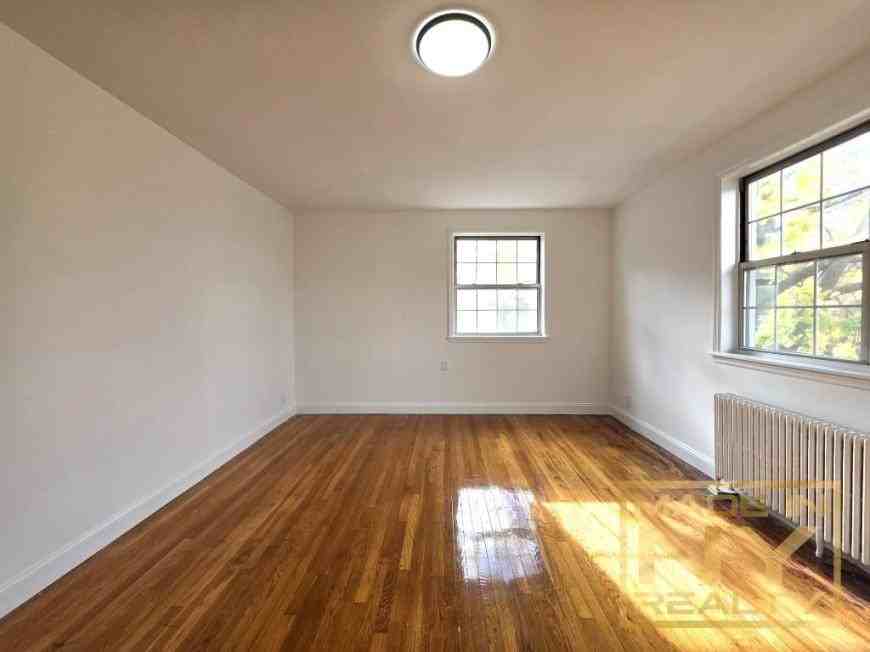77-07 138th Street - Photo 3 of 7