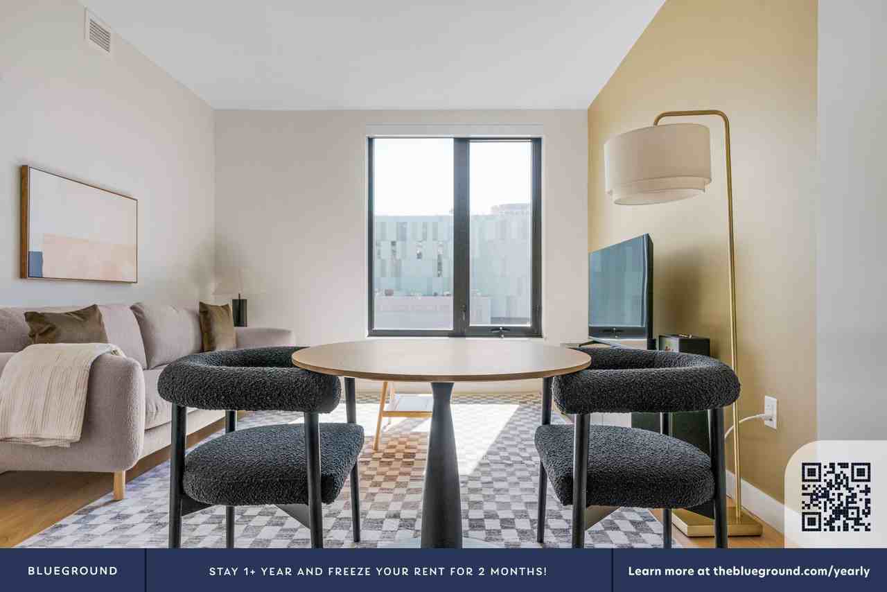 1300 Yards Pl Se #1198 - Photo 7 of 36