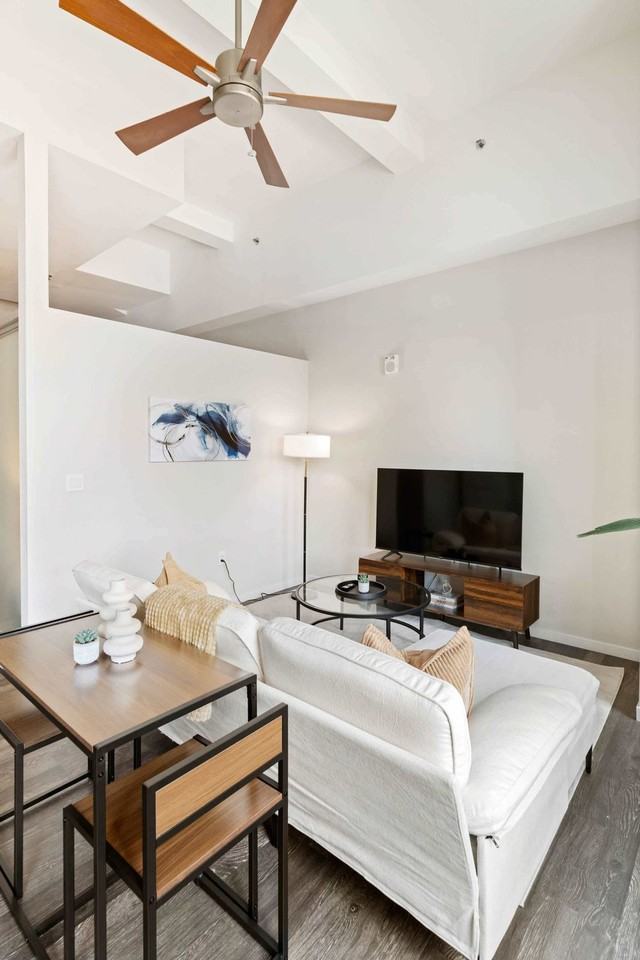 309 Vine Street - Photo 5 of 50