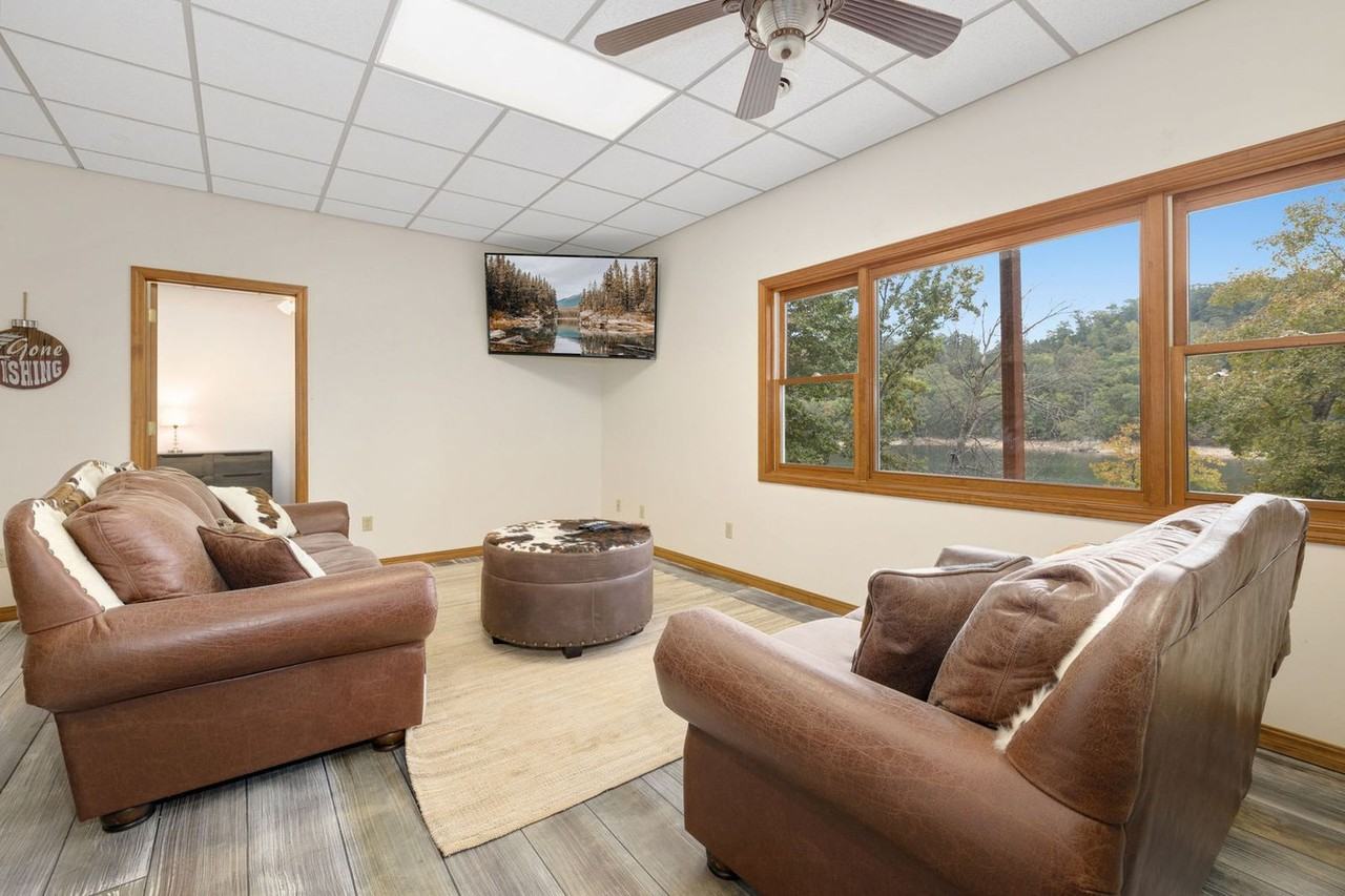 814 County Road 1524 #1340101P - Photo 3 of 30