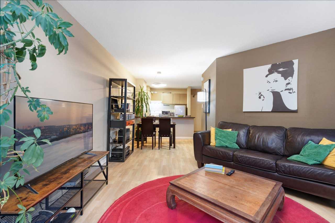 1350 Burrard St #1341840P - Photo 7 of 28