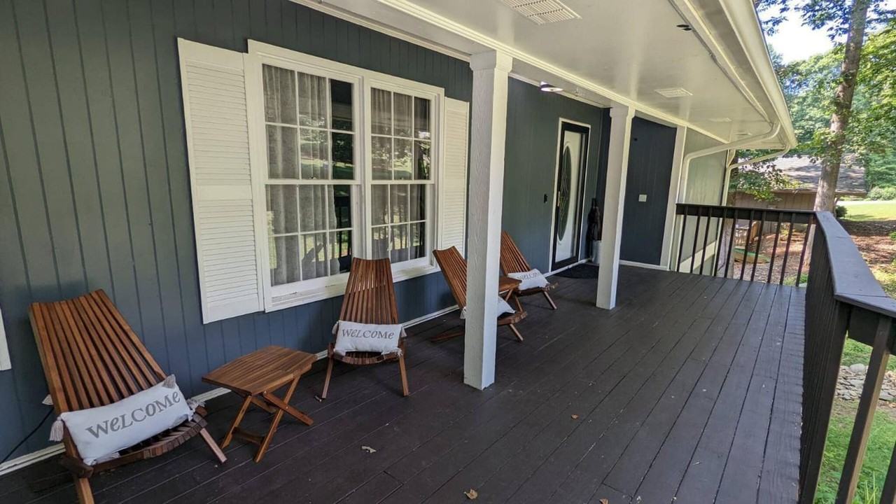 1303 Colony Dr #1345546P - Photo 4 of 28