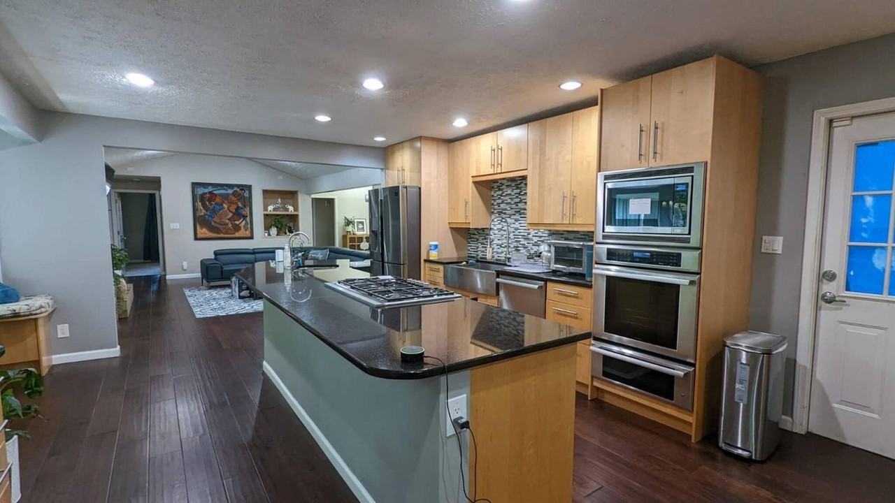 1303 Colony Dr #1345546P - Photo 6 of 28