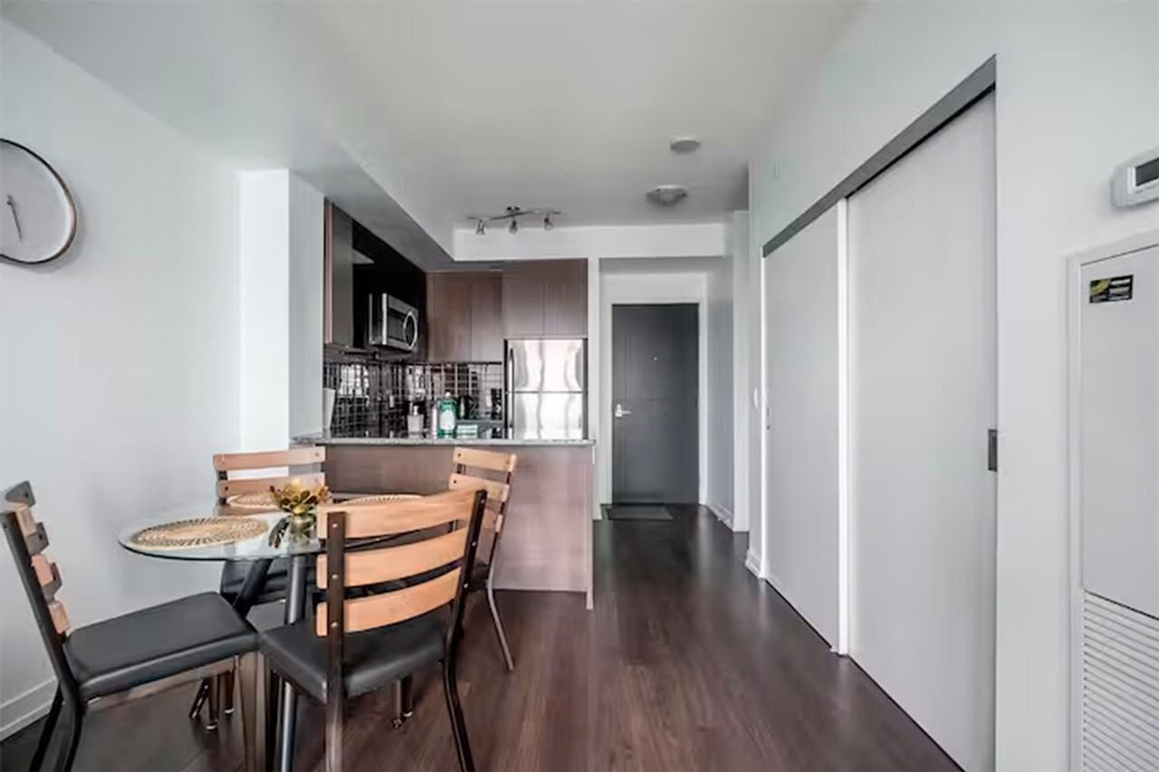 89 Dunfield Avenue - Photo 5 of 34