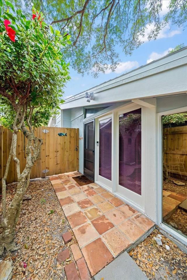 408 Harrison Ave #1346830P - Photo 5 of 32