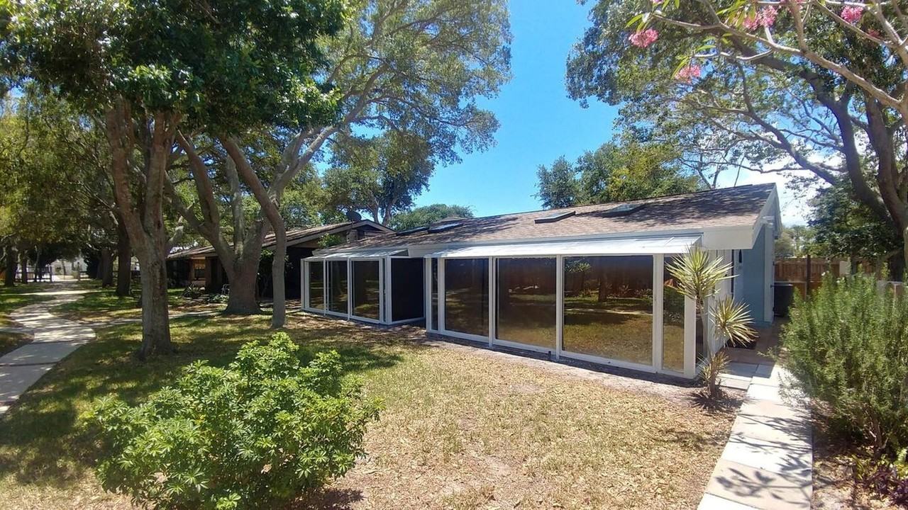 408 Harrison Ave #1346830P - Photo 6 of 32