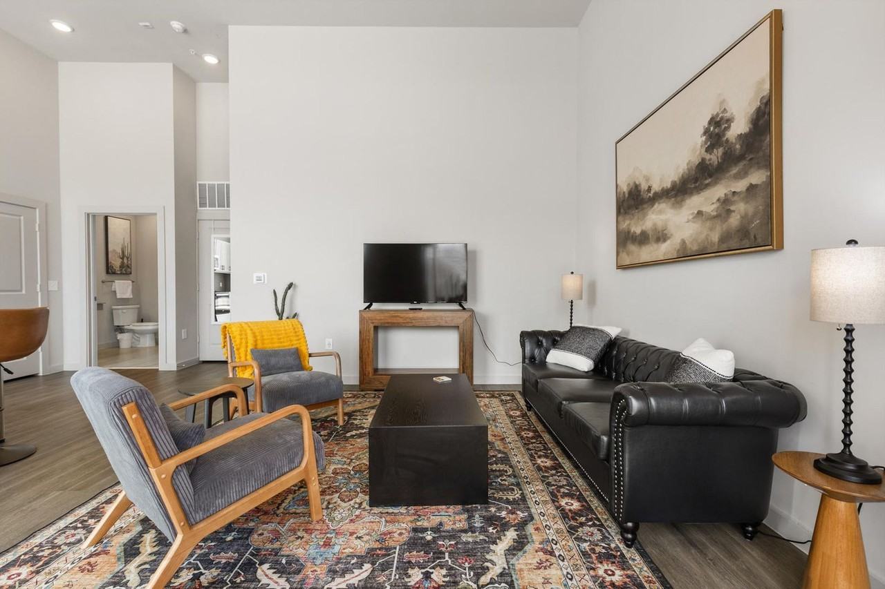 5820 1/2 Cameron Rd #1295731P - Photo 5 of 45