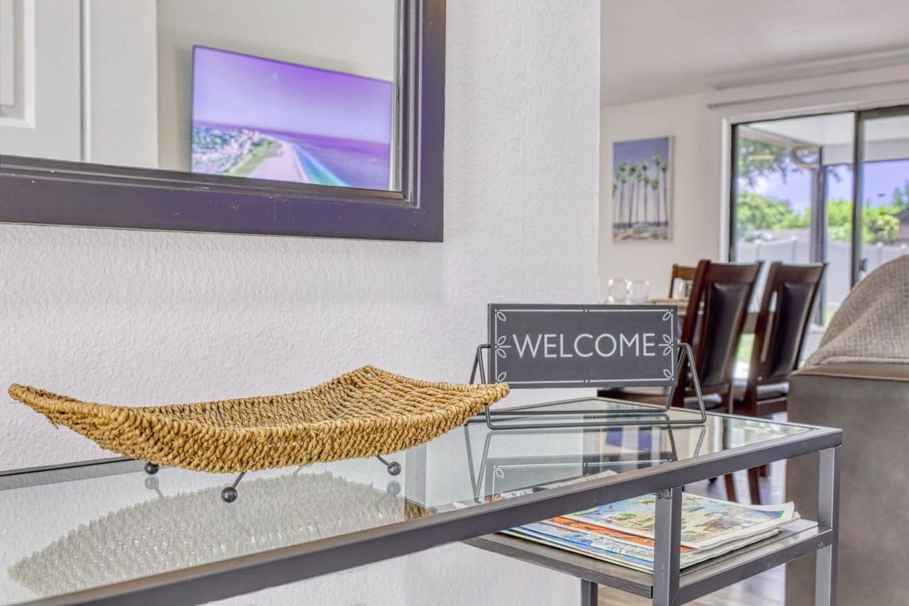 6709 35th Ave W #1346494P - Photo 3 of 9