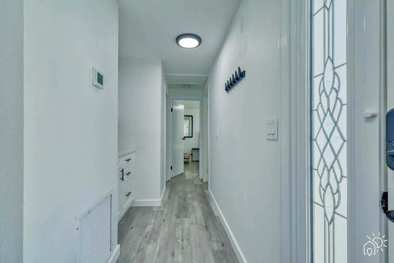 6709 35th Ave W #1346494P - Photo 6 of 9