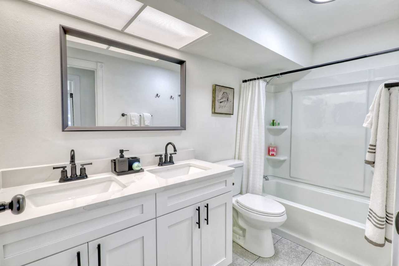 6709 35th Ave W #1346494P - Photo 7 of 9