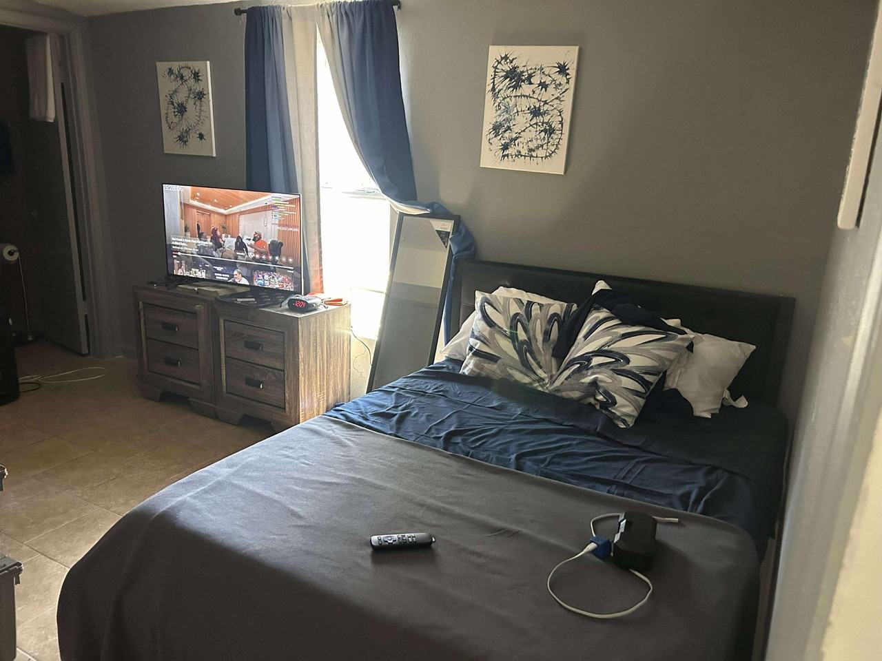 806 Holt Street - Photo 4 of 6