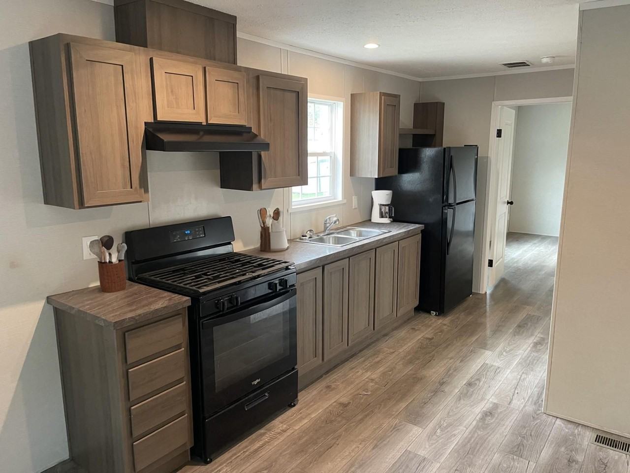 47 Claremont Street #47CMT - Photo 2 of 24