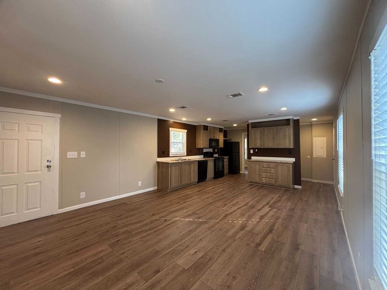 231 Fryer Street - Photo 2 of 27