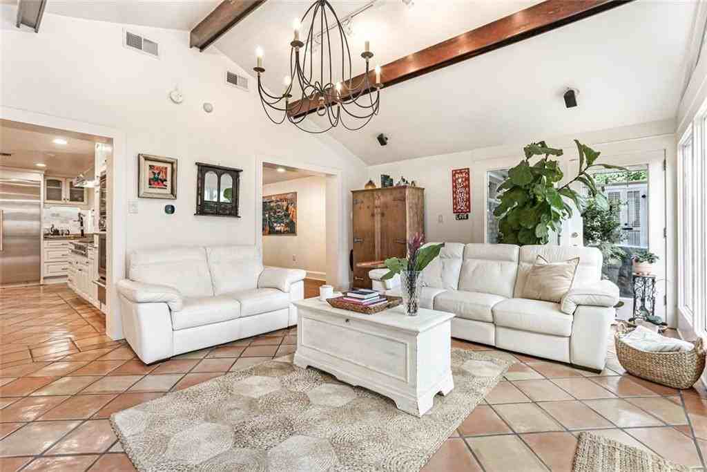 516 Betz Place - Photo 7 of 35