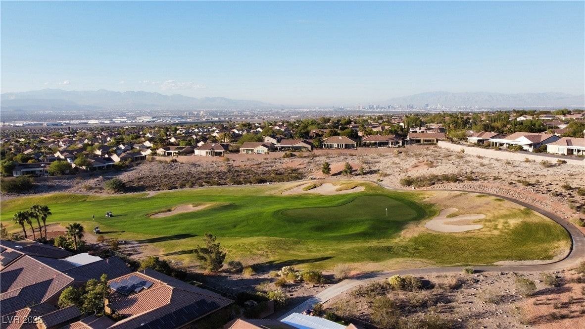 2882 Olivia Heights Ave - Photo 3 of 39