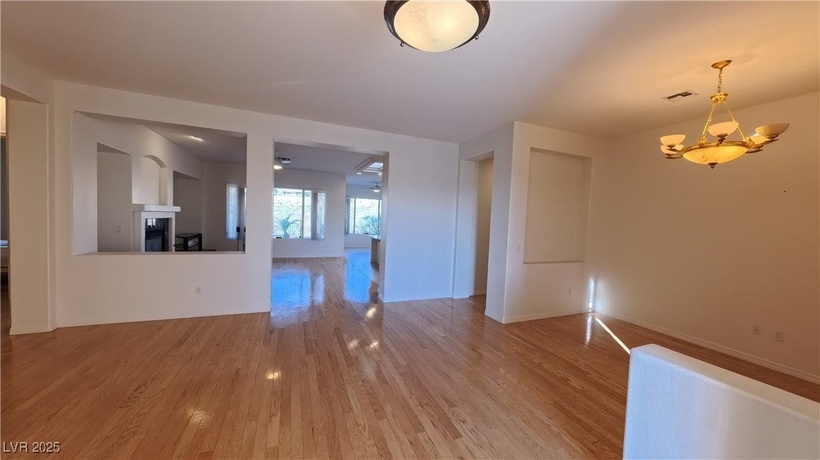 2882 Olivia Heights Ave - Photo 6 of 39