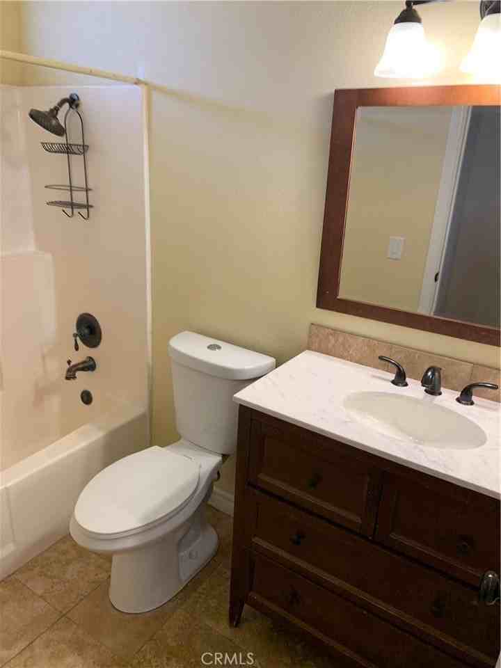 14203 Toby Court - Photo 7 of 9