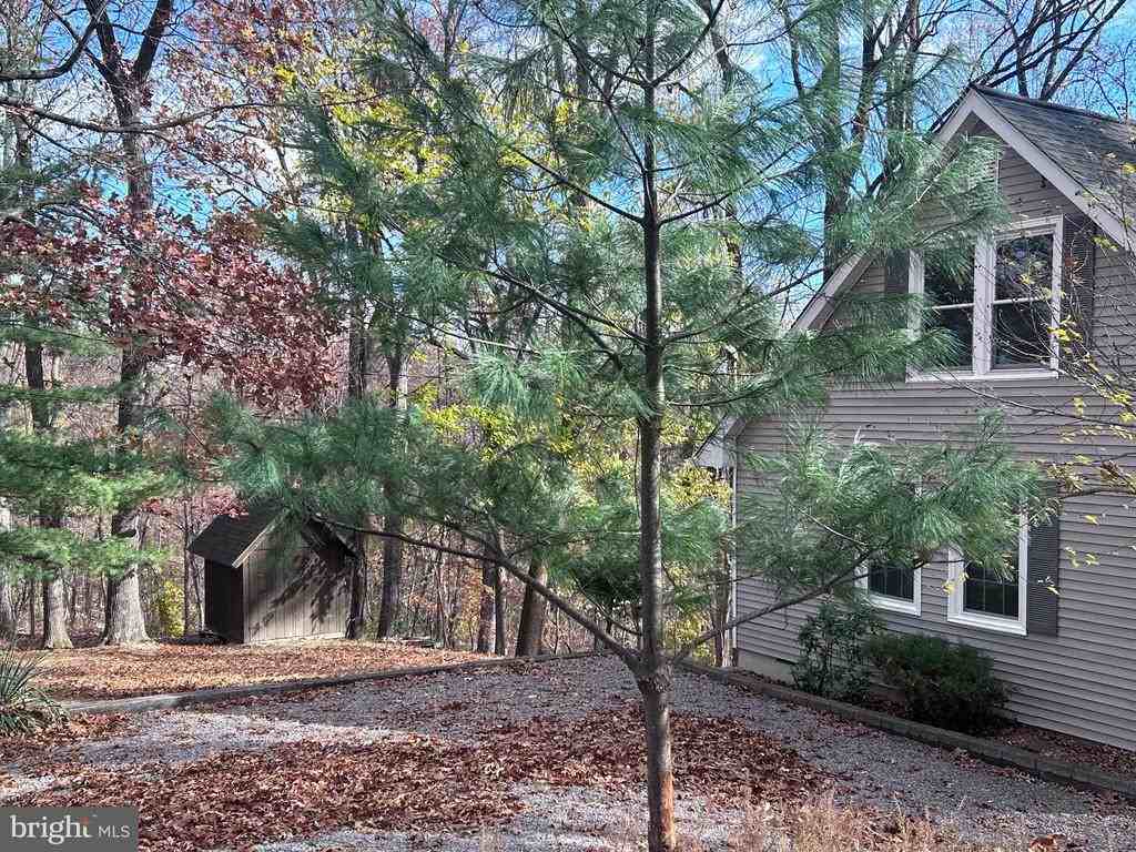 132 Pinecrest Lane - Photo 2 of 50