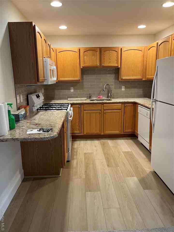 912 Altessa Boulevard - Photo 4 of 10