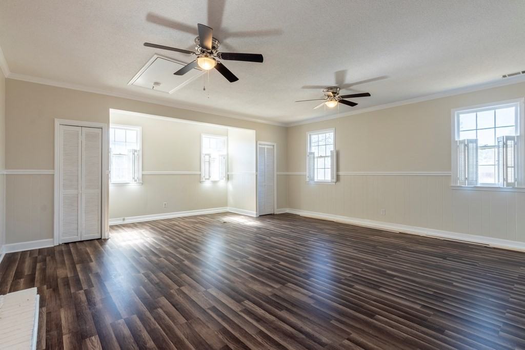 406 South Audubon Drive - Photo 4 of 23