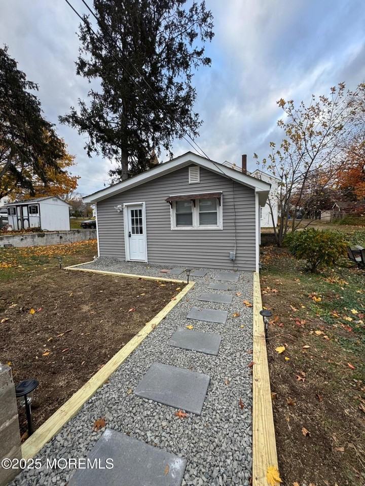 11 Washington Avenue - Photo 2 of 11