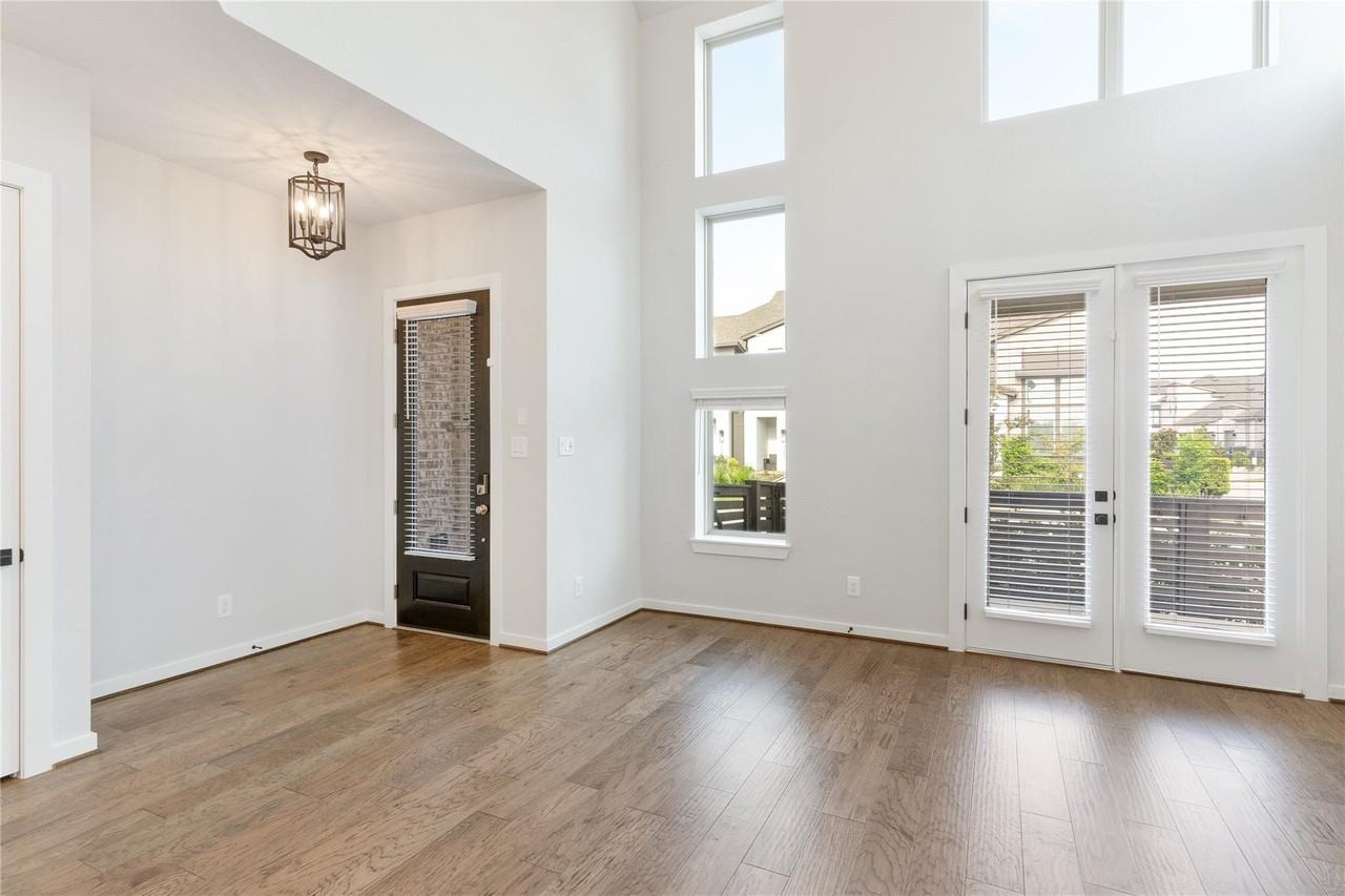 16654 Texas Hill Country Rd - Photo 3 of 30