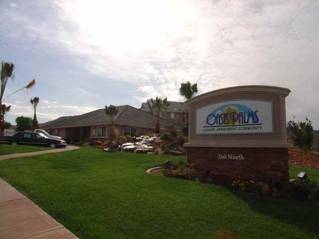 Oasis Palms - Photo 4 of 10