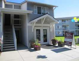 Towne Square Village Apartments - Photo 1 of 1