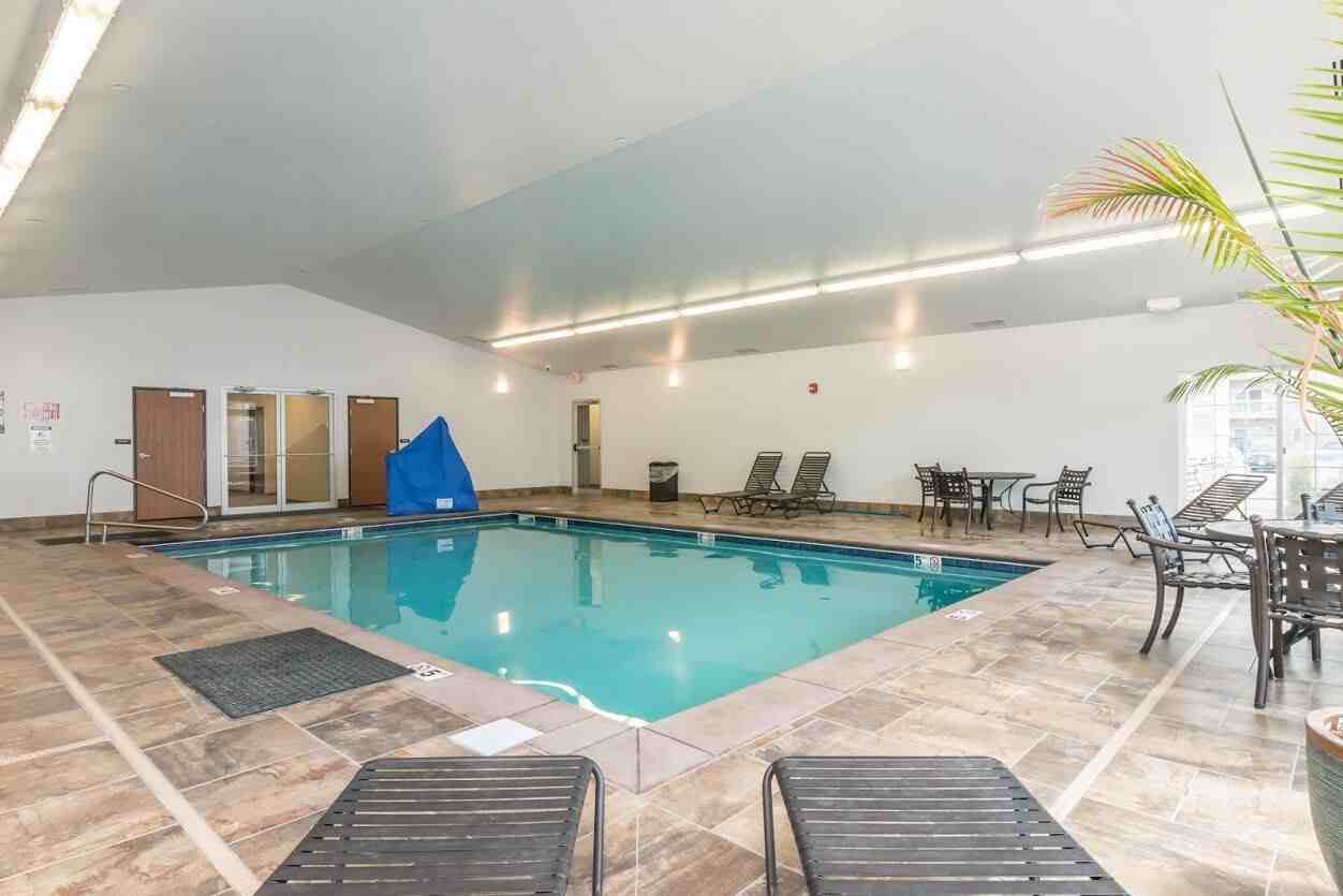 Dakota Pointe - Photo 4 of 48