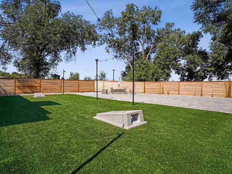 Greenhill - Photo 6 of 38