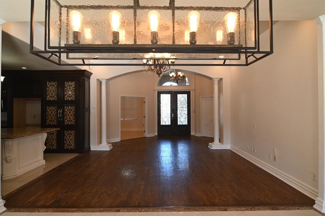 3134 Homer Dr - Photo 4 of 22