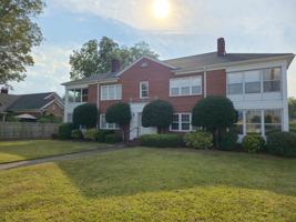 featured image of 800 Thornton Place