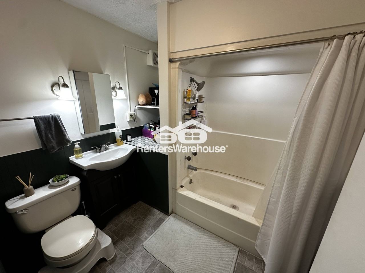 1049 7th St W #2 - Photo 2 of 8