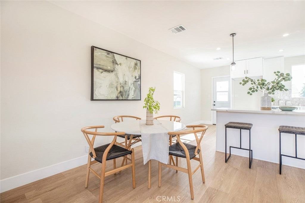 8881 Morehart Ave - Photo 7 of 25