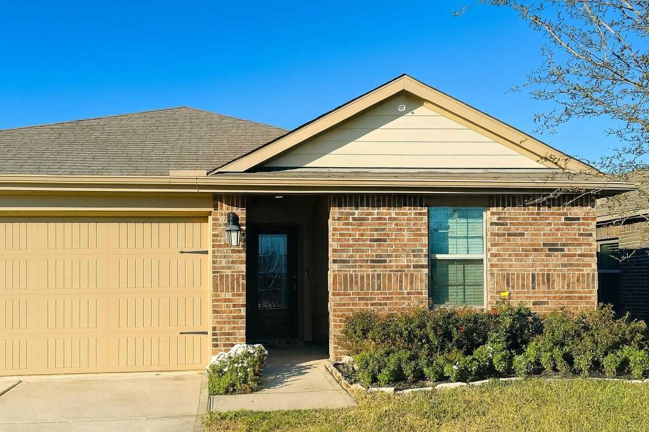 18330 Arcola Bay Ln - Photo 2 of 24