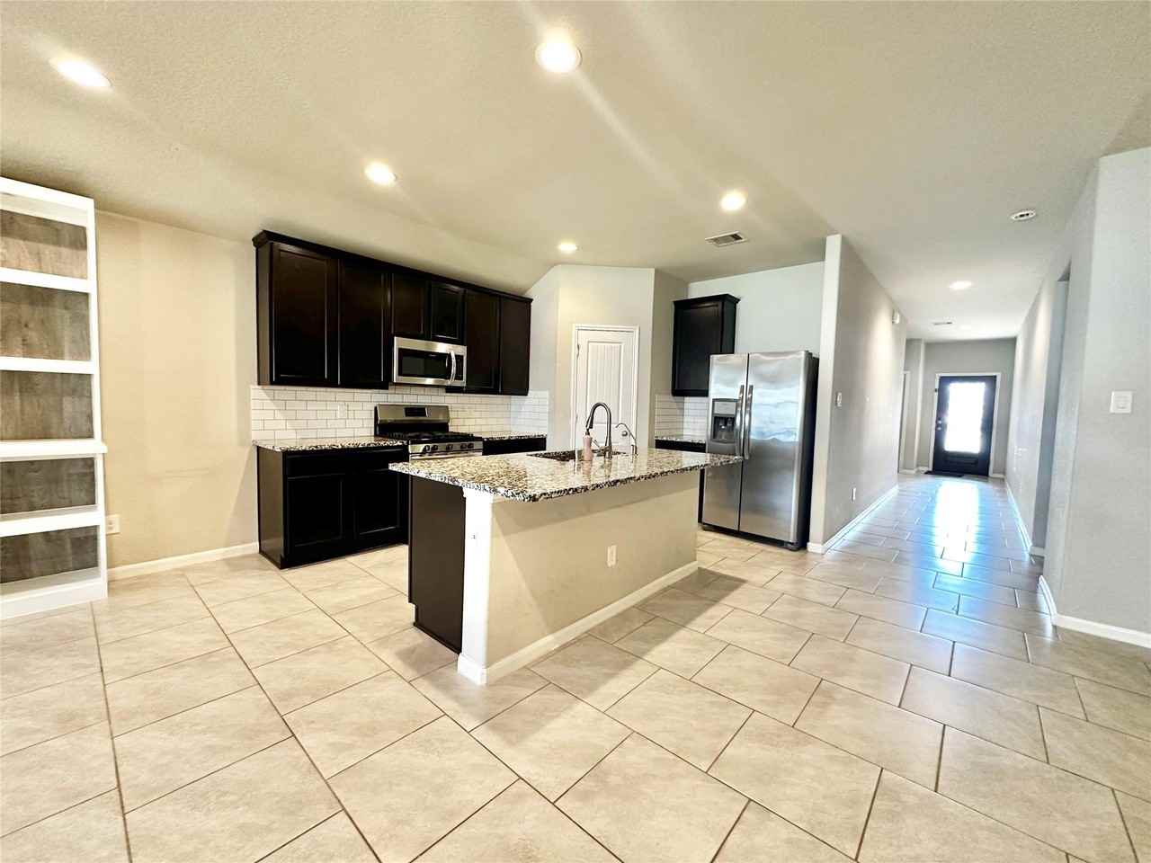 18330 Arcola Bay Ln - Photo 7 of 24