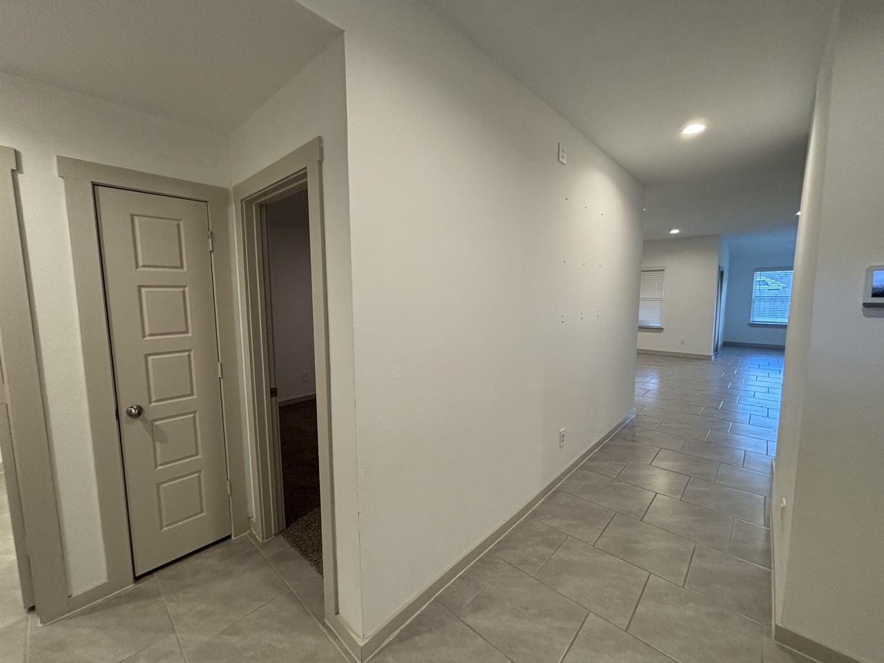 6395 Highpoint Avenue - Photo 2 of 8