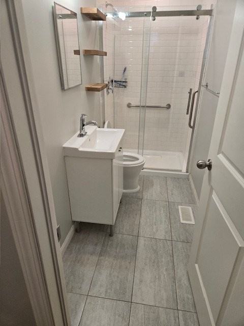 48 Front St S - Photo 2 of 10