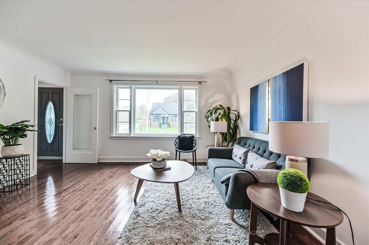 40 Plaxton Drive - Photo 5 of 22