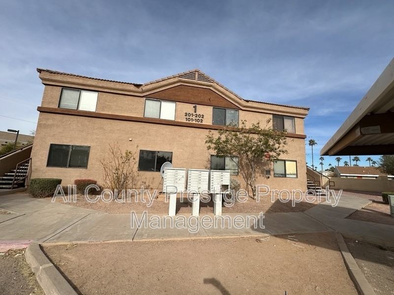 16033 N 25th St #102 - Photo 6 of 34