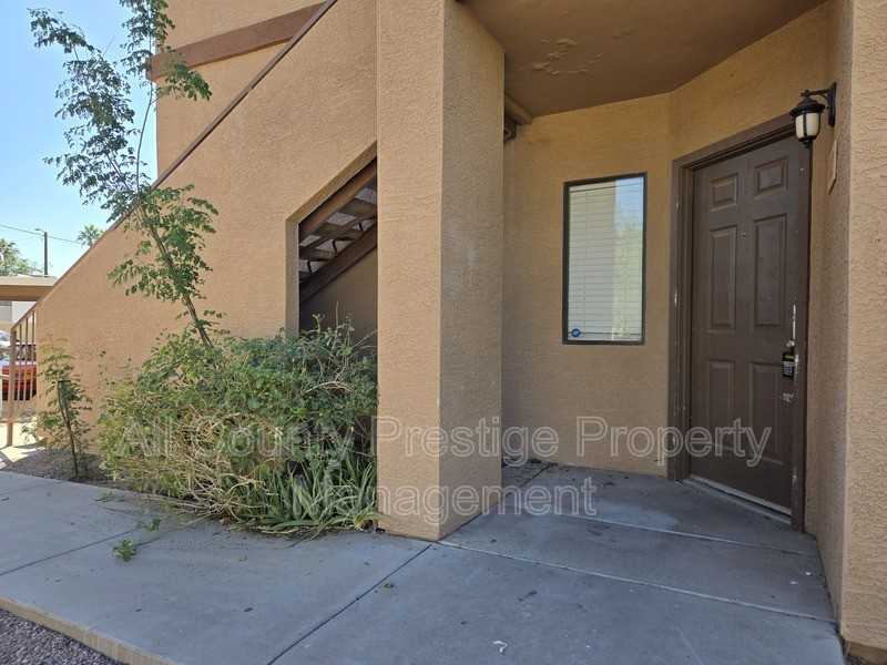 16033 N 25th St #102 - Photo 7 of 34