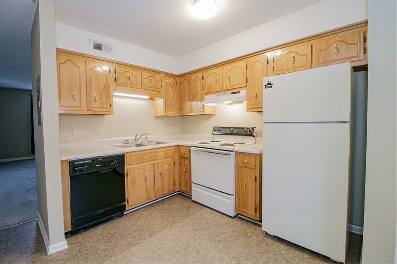 3279 Tower Dr #9 - Photo 6 of 16