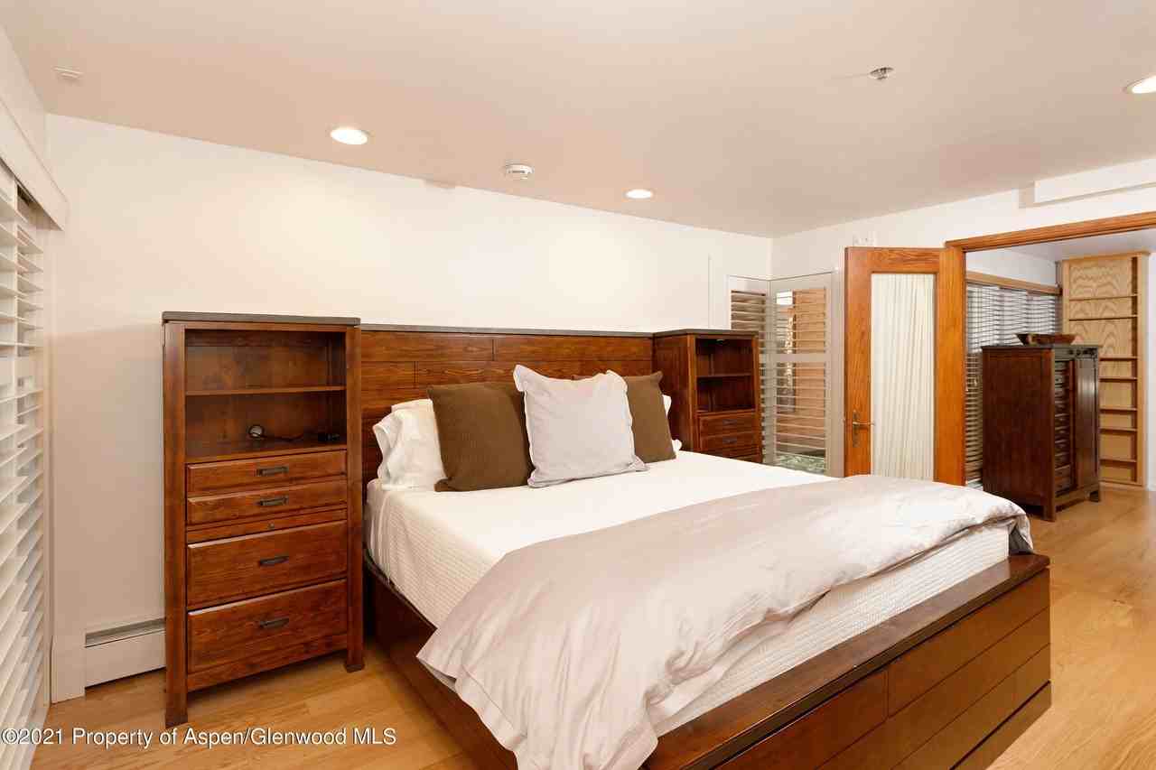 900 East Durant Avenue #B105 - Photo 5 of 18