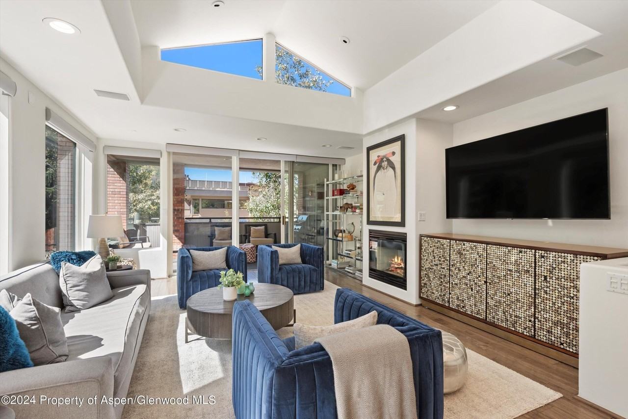 450 South Original Street #5-10 - Photo 2 of 32