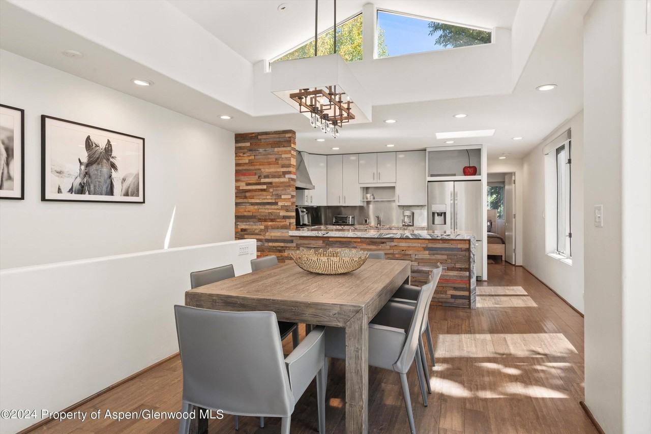 450 South Original Street #5-10 - Photo 5 of 32