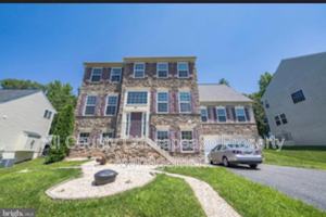 featured image of 93 Bay Club Parkway