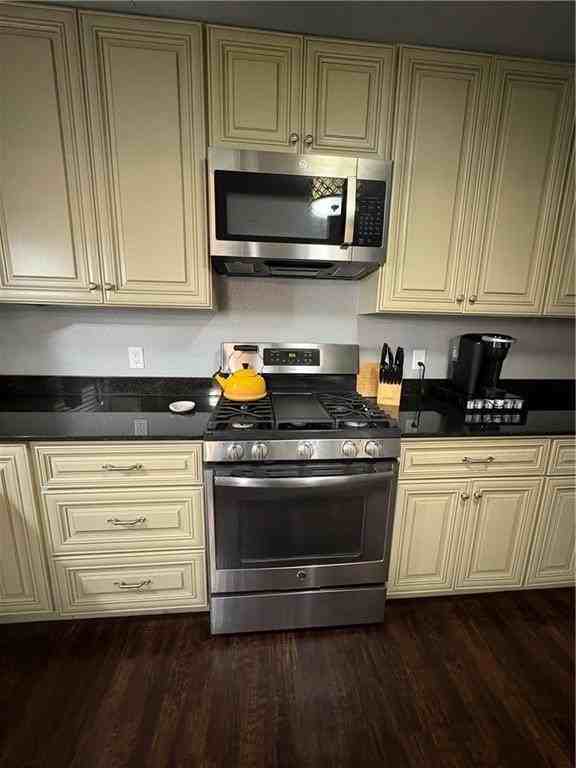 808 W Central Ave - Photo 6 of 17