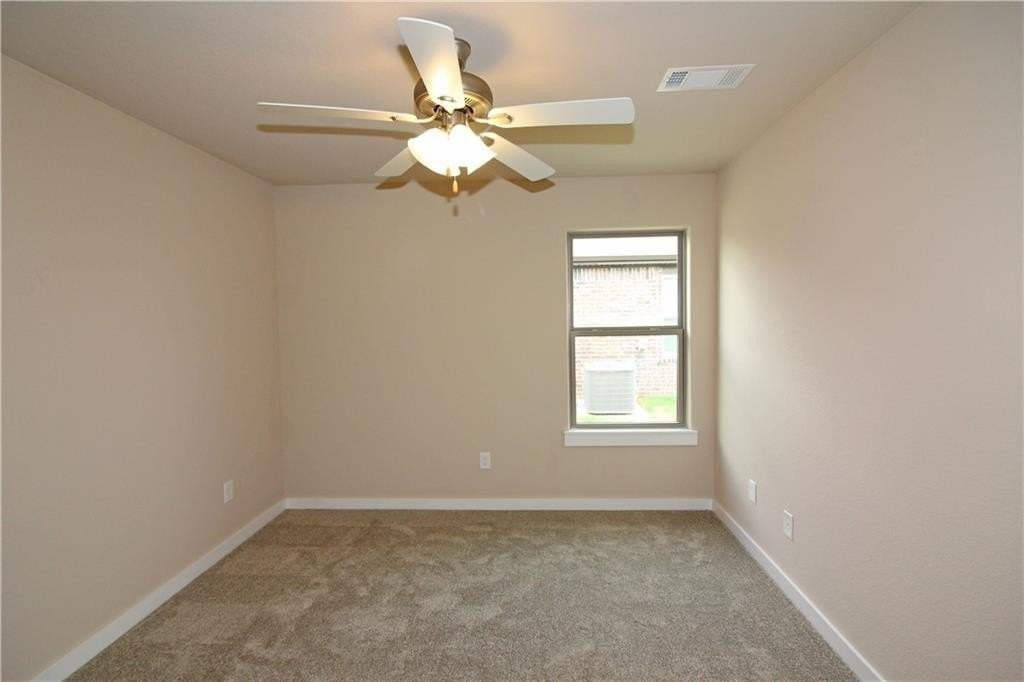 471 Barbet Dr - Photo 7 of 17