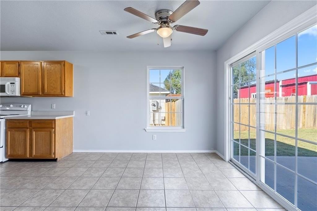 607 Amanda Dr - Photo 7 of 26