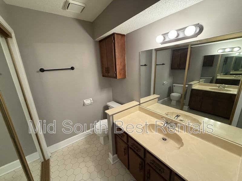 3050 Greenlodge Lane - Photo 7 of 13